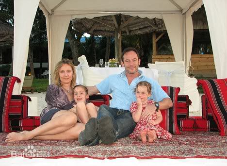 詹森·艾萨克(Jason Isaacs)jason和妻子emma出席HP7上伦敦首映素颜照壁纸