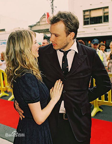 希斯·莱杰(Heath Ledger)希斯与米歇尔前后照片
