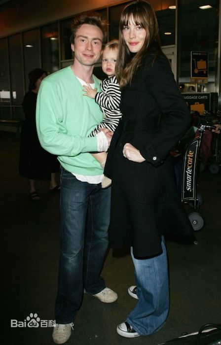 丽芙·泰勒(Liv Tyler)家庭性感图片图集