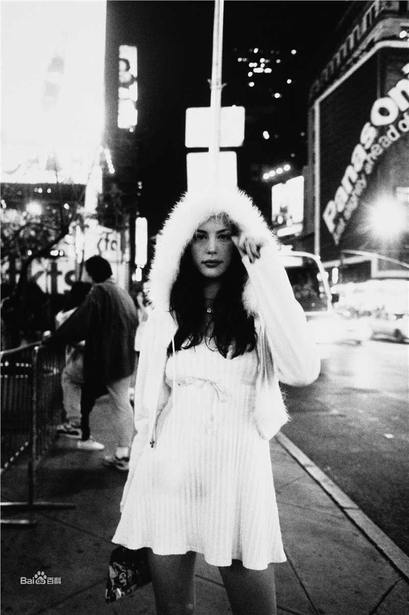 精选丽芙·泰勒(Liv Tyler)精彩图册