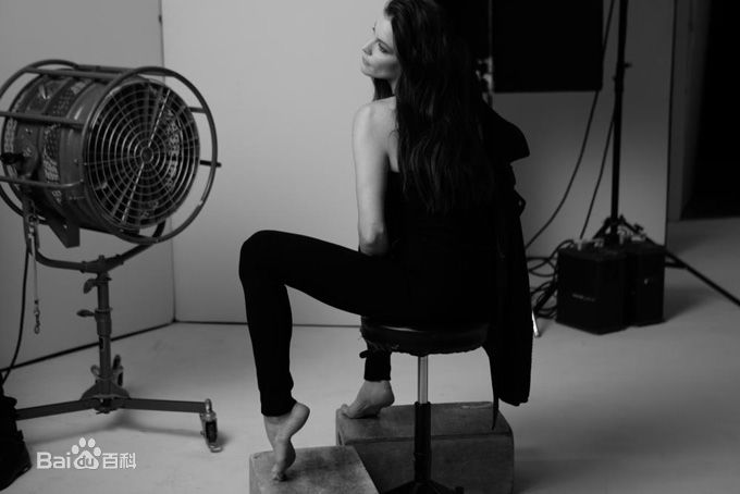 高清丽芙·泰勒(Liv Tyler)精彩图册