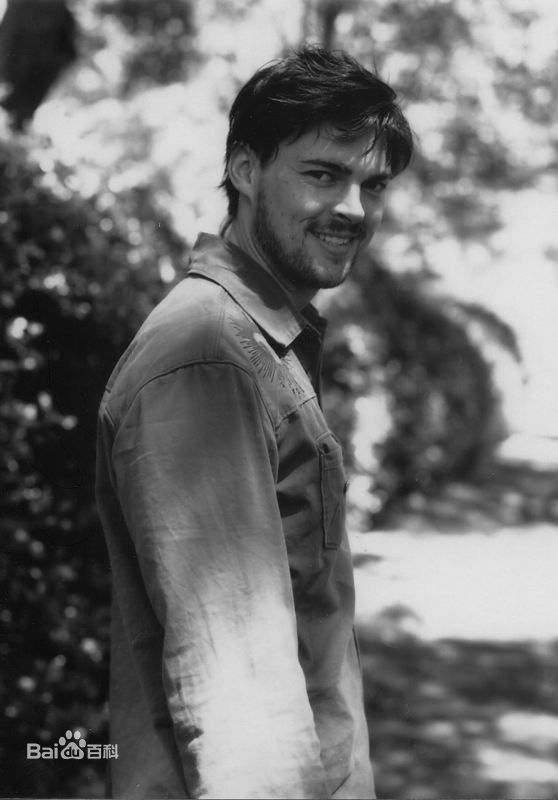 最新卡尔·厄本(Karl Urban)精彩图册