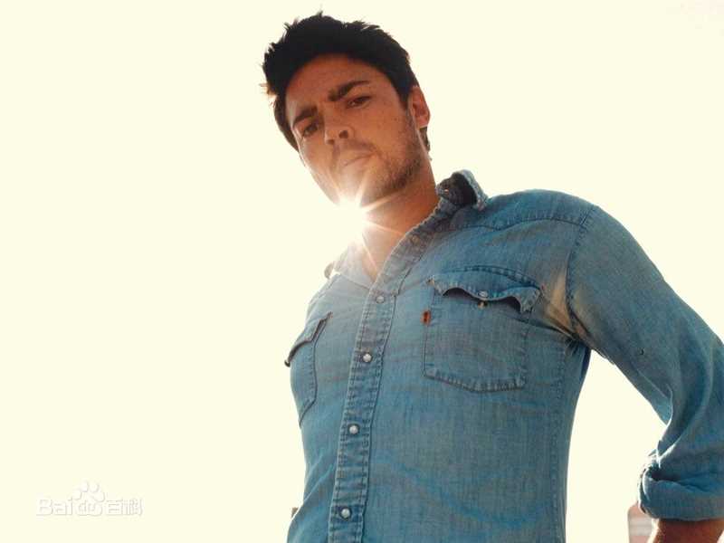 最新卡尔·厄本(Karl Urban)精彩图册