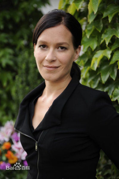 弗兰卡·波坦特(Franka Potente)前后照片