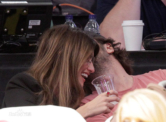 佩内洛普·克鲁兹(Penélope Cruz Sánchez)生活中的前后照片