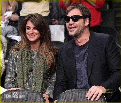 佩内洛普·克鲁兹(Penélope Cruz Sánchez)生活中的前后照片