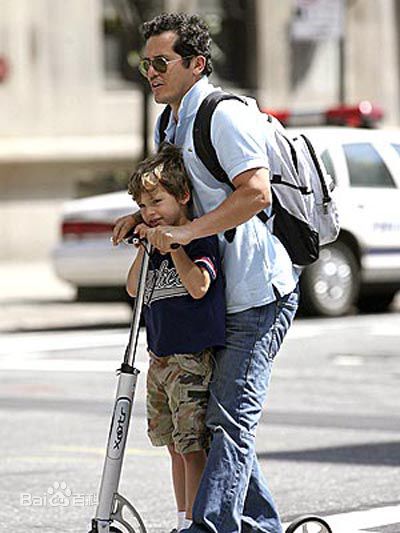 约翰·雷吉扎莫(John Leguizamo)精彩图册