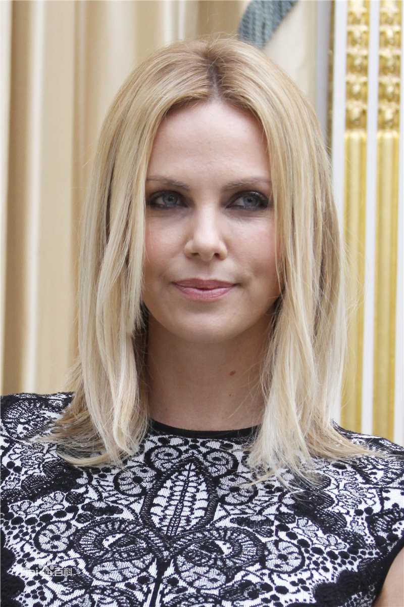 查理兹·塞隆(Charlize Theron)精彩图册