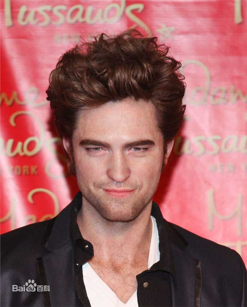 罗伯特·帕丁森(Robert Pattinson)Rob蜡像壁纸壁纸