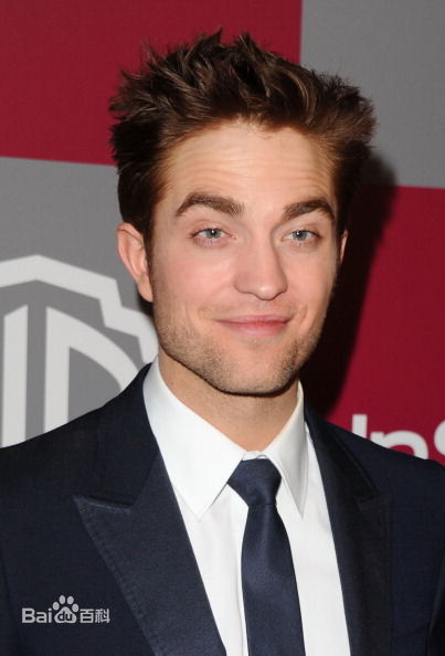 罗伯特·帕丁森(Robert Pattinson)罗伯特出席活动前后照片