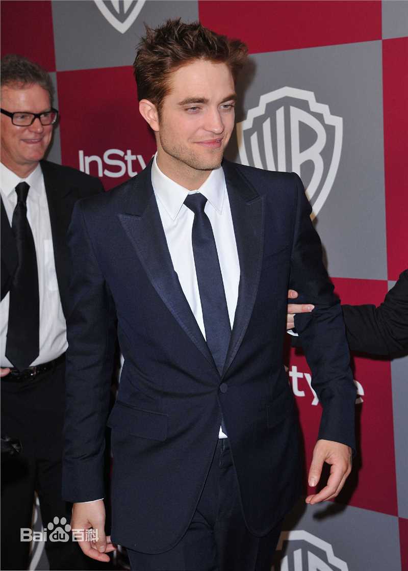 罗伯特·帕丁森(Robert Pattinson)罗伯特出席活动前后照片