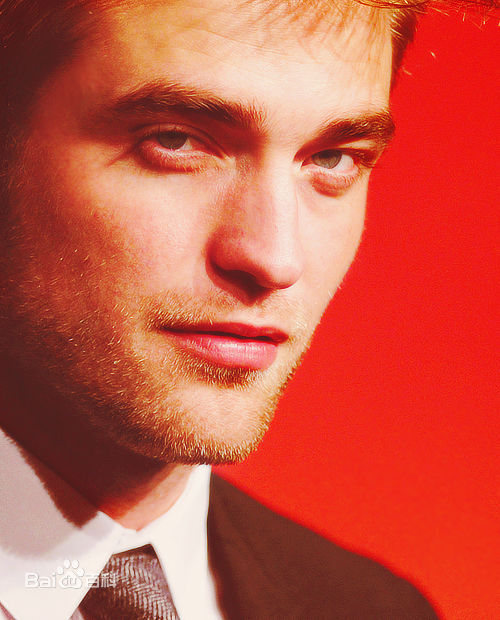 罗伯特·帕丁森(Robert Pattinson)Rob的美丽瞬间性感图片图集