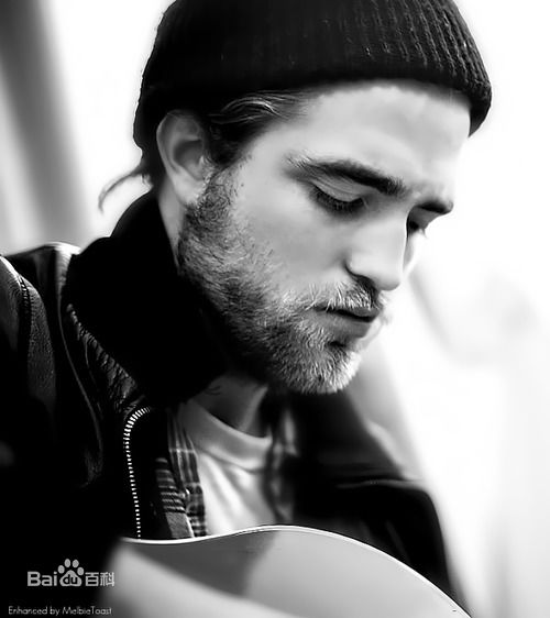 罗伯特·帕丁森(Robert Pattinson)Rob的美丽瞬间性感图片图集