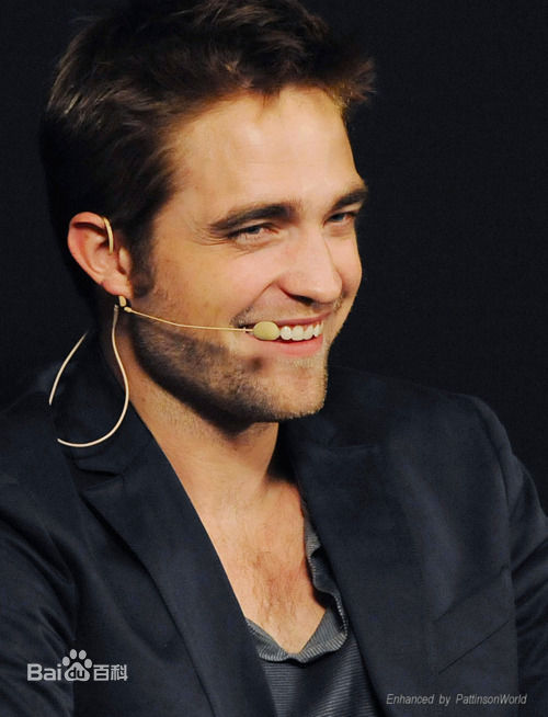 罗伯特·帕丁森(Robert Pattinson)Rob的美丽瞬间性感图片图集