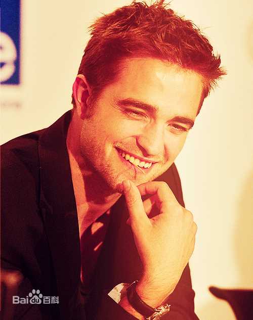 罗伯特·帕丁森(Robert Pattinson)Rob的美丽瞬间性感图片图集