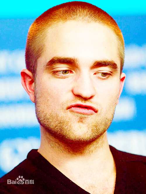 罗伯特·帕丁森(Robert Pattinson)Rob的美丽瞬间性感图片图集
