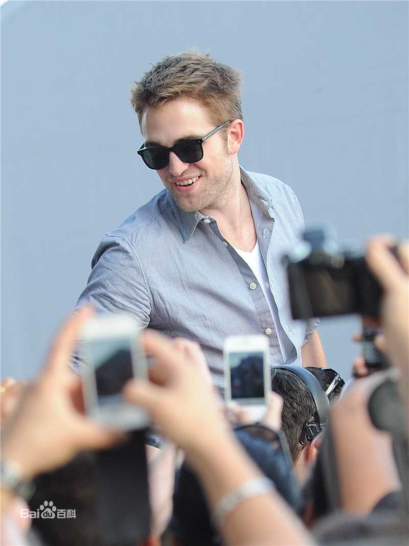 最新罗伯特·帕丁森(Robert Pattinson)精彩图册