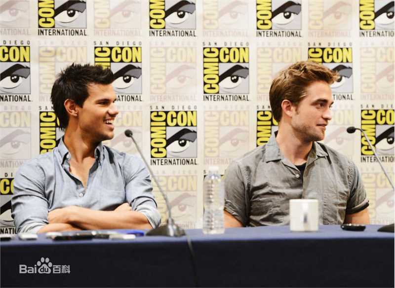 高清罗伯特·帕丁森(Robert Pattinson)精彩图册