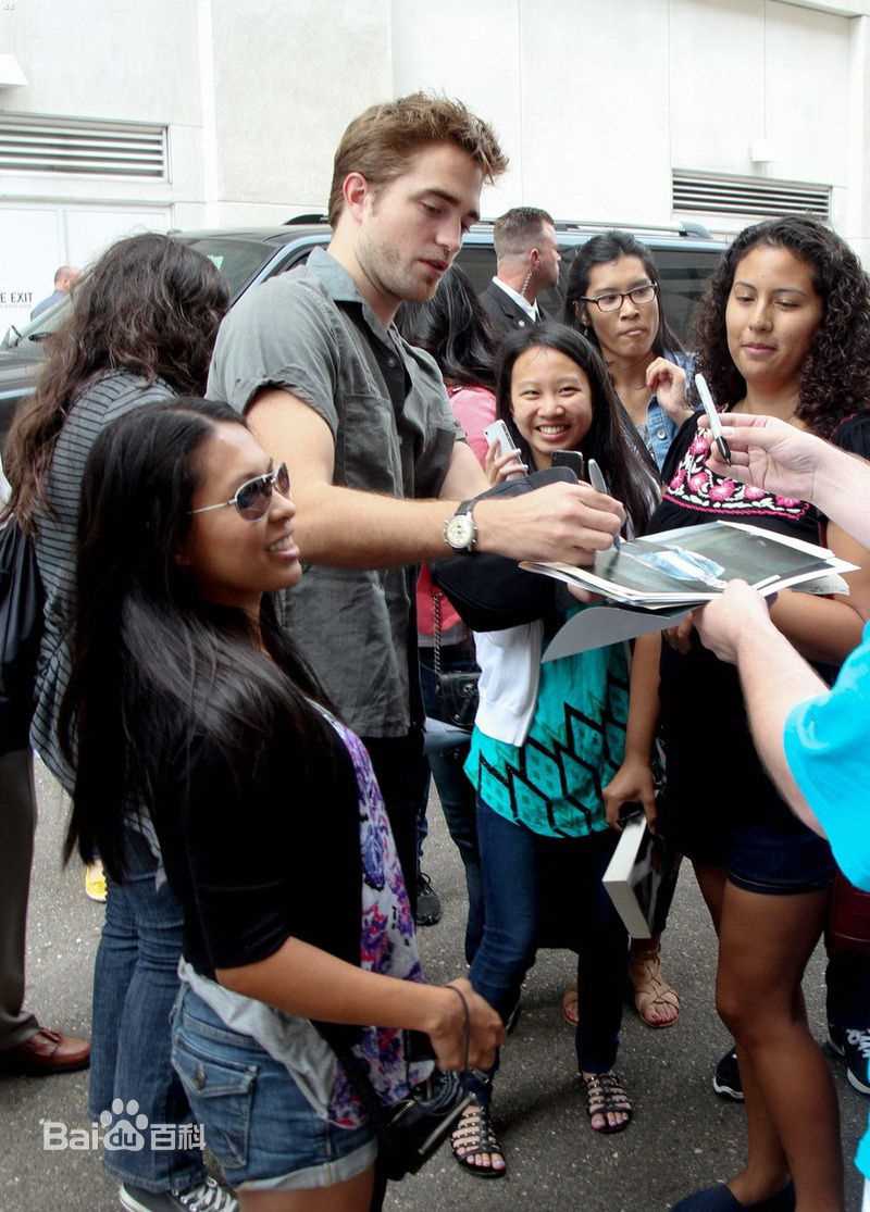 罗伯特·帕丁森(Robert Pattinson)精彩图册