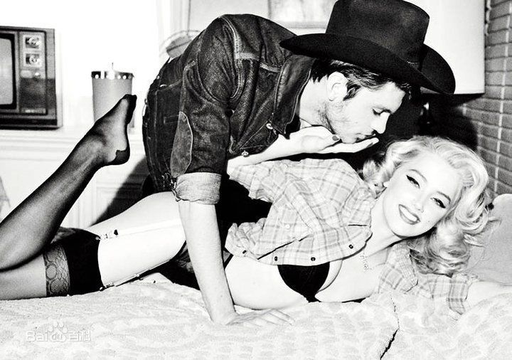 精选艾梅柏·希尔德(Amber Heard)精彩图册