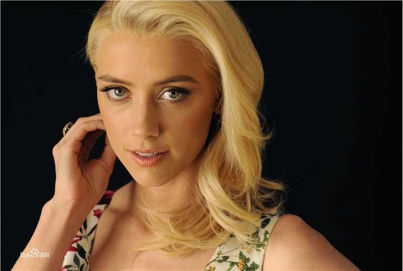 高清艾梅柏·希尔德(Amber Heard)精彩图册