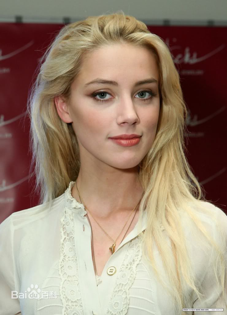 艾梅柏·希尔德(Amber Heard)精彩图册