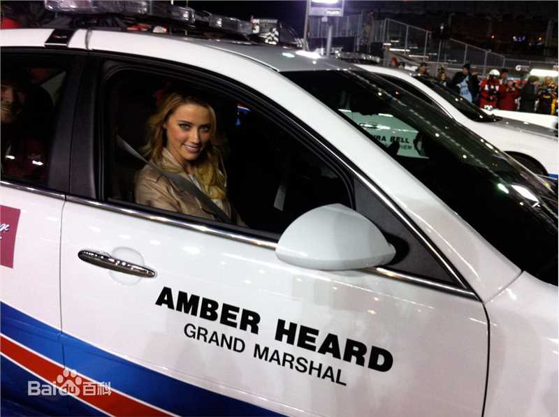 高清艾梅柏·希尔德(Amber Heard)精彩图册