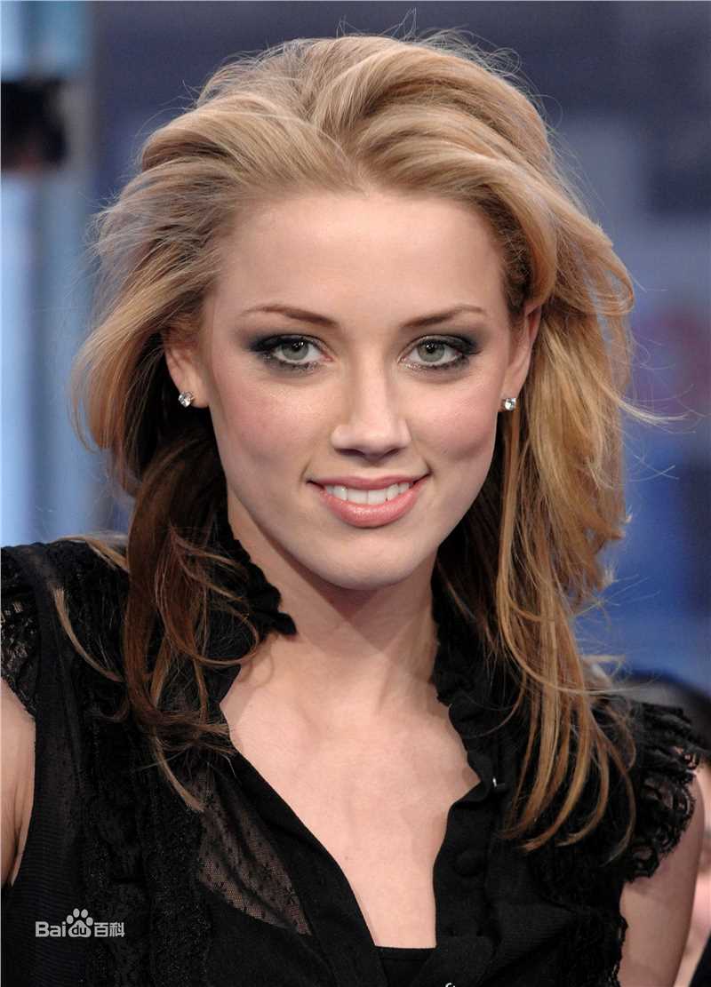 高清艾梅柏·希尔德(Amber Heard)精彩图册