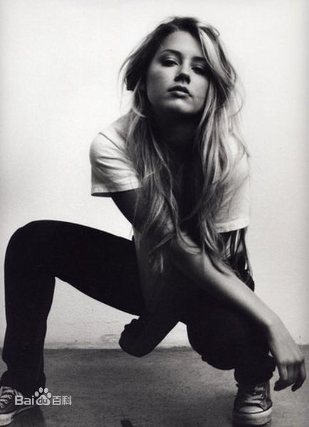 高清艾梅柏·希尔德(Amber Heard)精彩图册