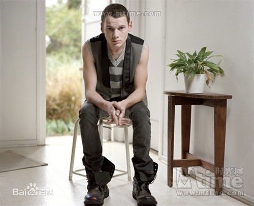 最新安东·尤金(Anton Yelchin)壁纸