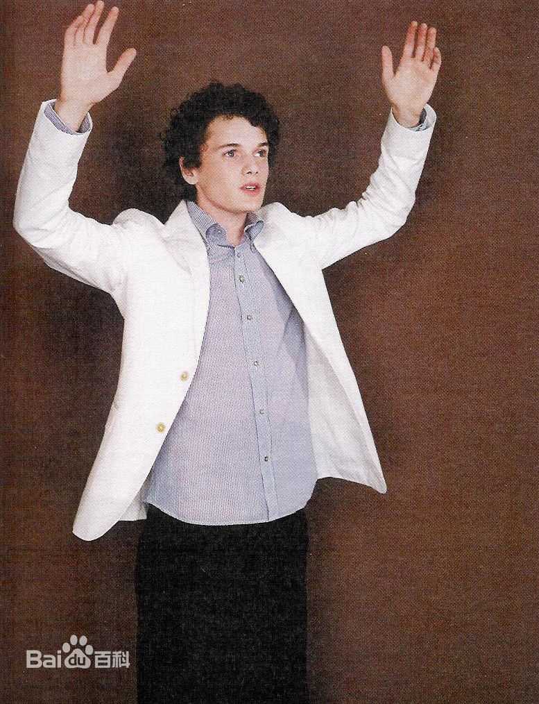 精选安东·尤金(Anton Yelchin)精彩图册