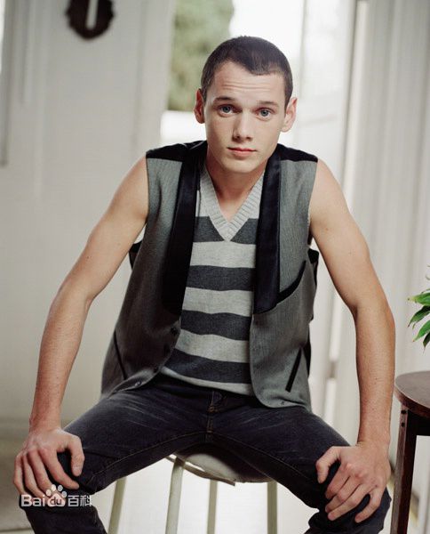 精选安东·尤金(Anton Yelchin)精彩图册