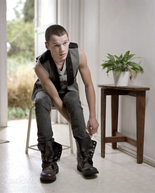 精选安东·尤金(Anton Yelchin)精彩图册