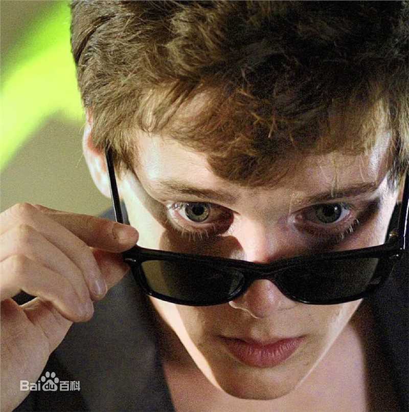 精选安东·尤金(Anton Yelchin)精彩图册