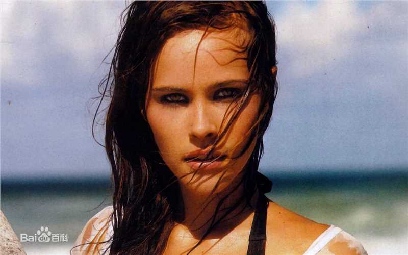 精选伊莎贝尔·卢卡斯(Isabel Lucas)精彩图册