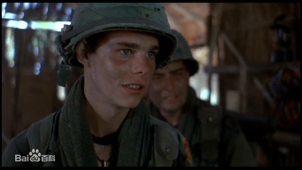 查理·辛(Charlie Sheen)《野战排》最全剧照