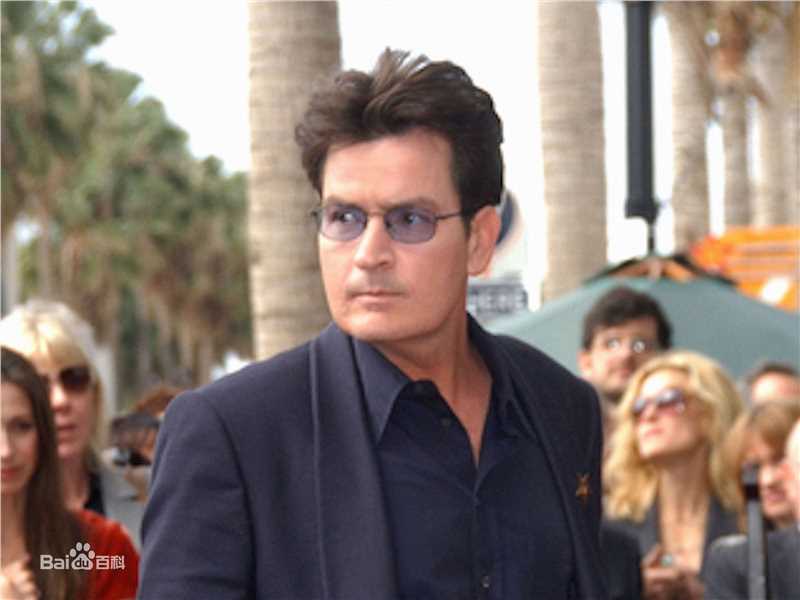 最全查理·辛(Charlie Sheen)精彩图册