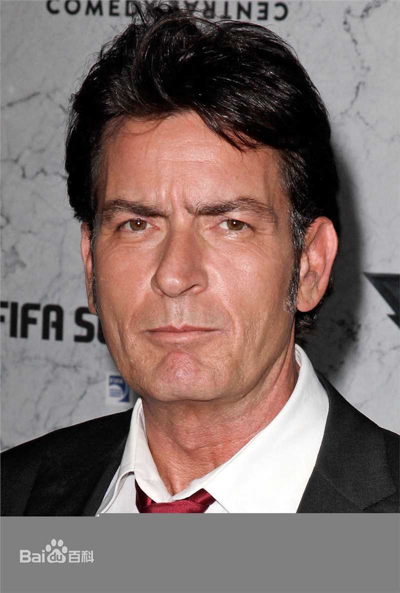 最全查理·辛(Charlie Sheen)精彩图册