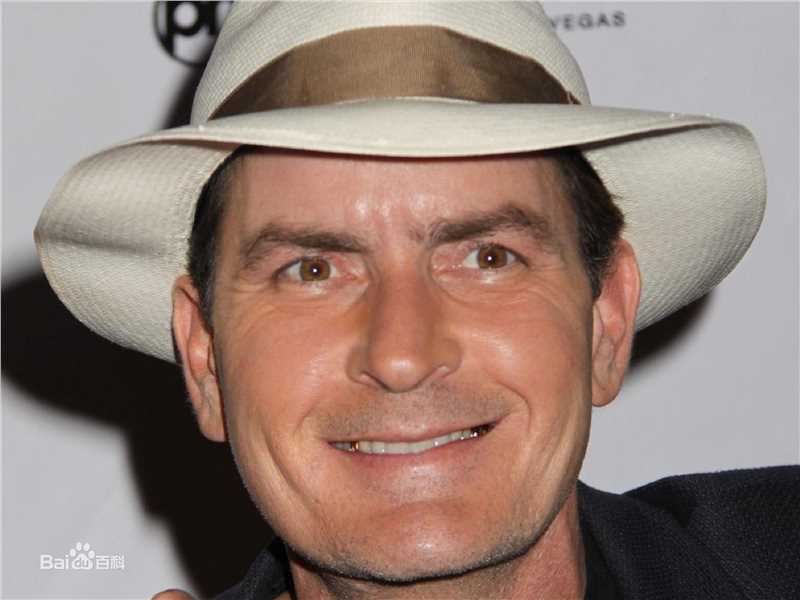 最全查理·辛(Charlie Sheen)精彩图册