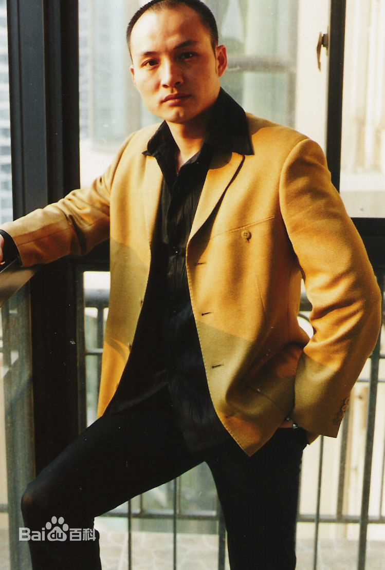 郑仕明演员生活照图册