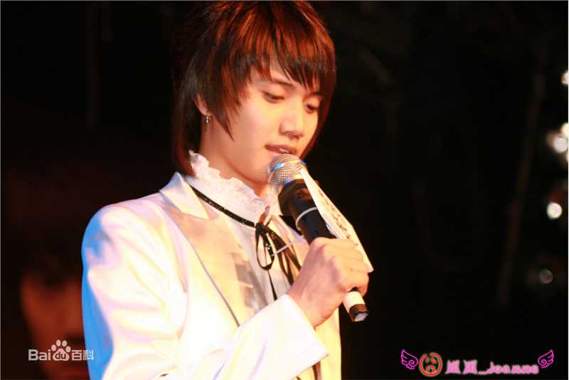 金恩圣(英文：Tanas 韩文：)-EP新闻发布会性感图片图集