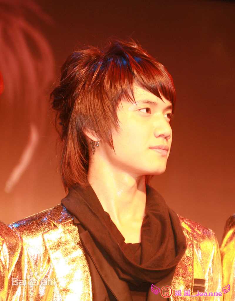 金恩圣(英文：Tanas 韩文：)-EP新闻发布会性感图片图集