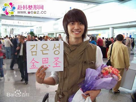 金恩圣(英文：Tanas 韩文：)前后照片