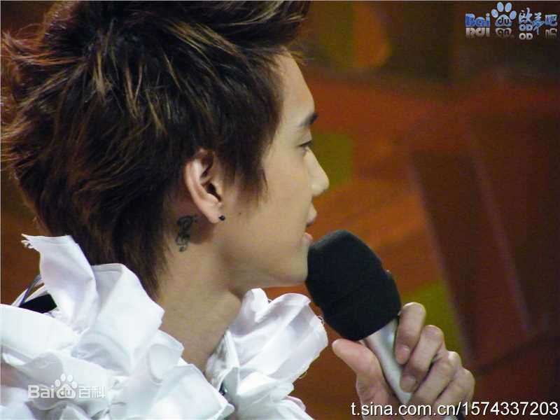 金恩圣(英文：Tanas 韩文：)前后照片