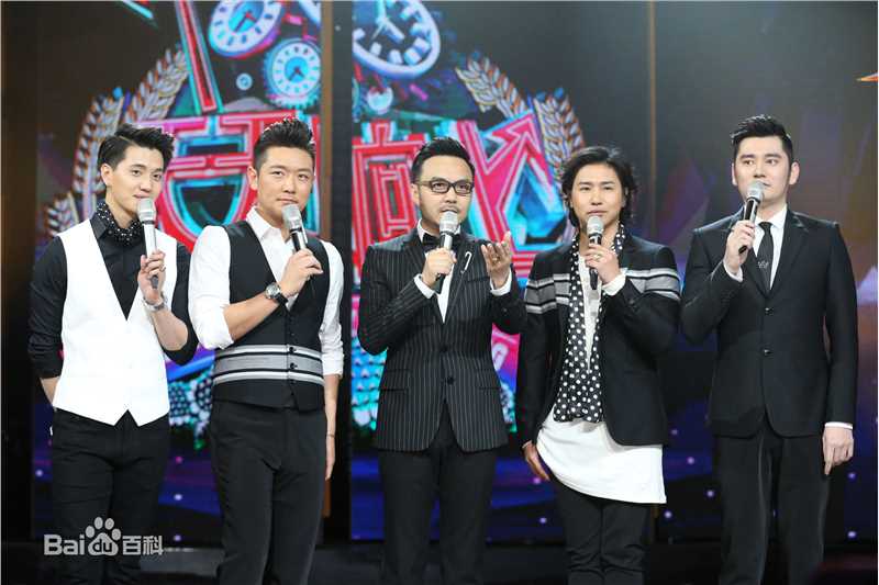 金恩圣(英文：Tanas 韩文：)天天向上和我是歌手图片前后照片