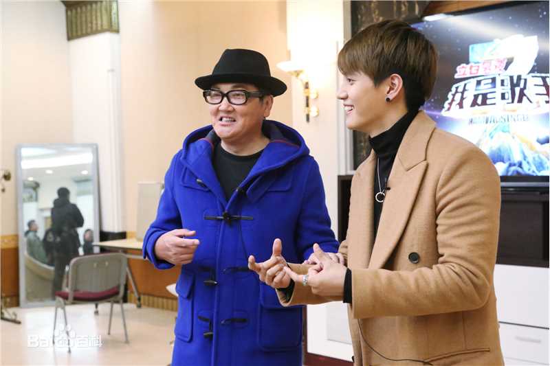 金恩圣(英文：Tanas 韩文：)天天向上和我是歌手图片前后照片