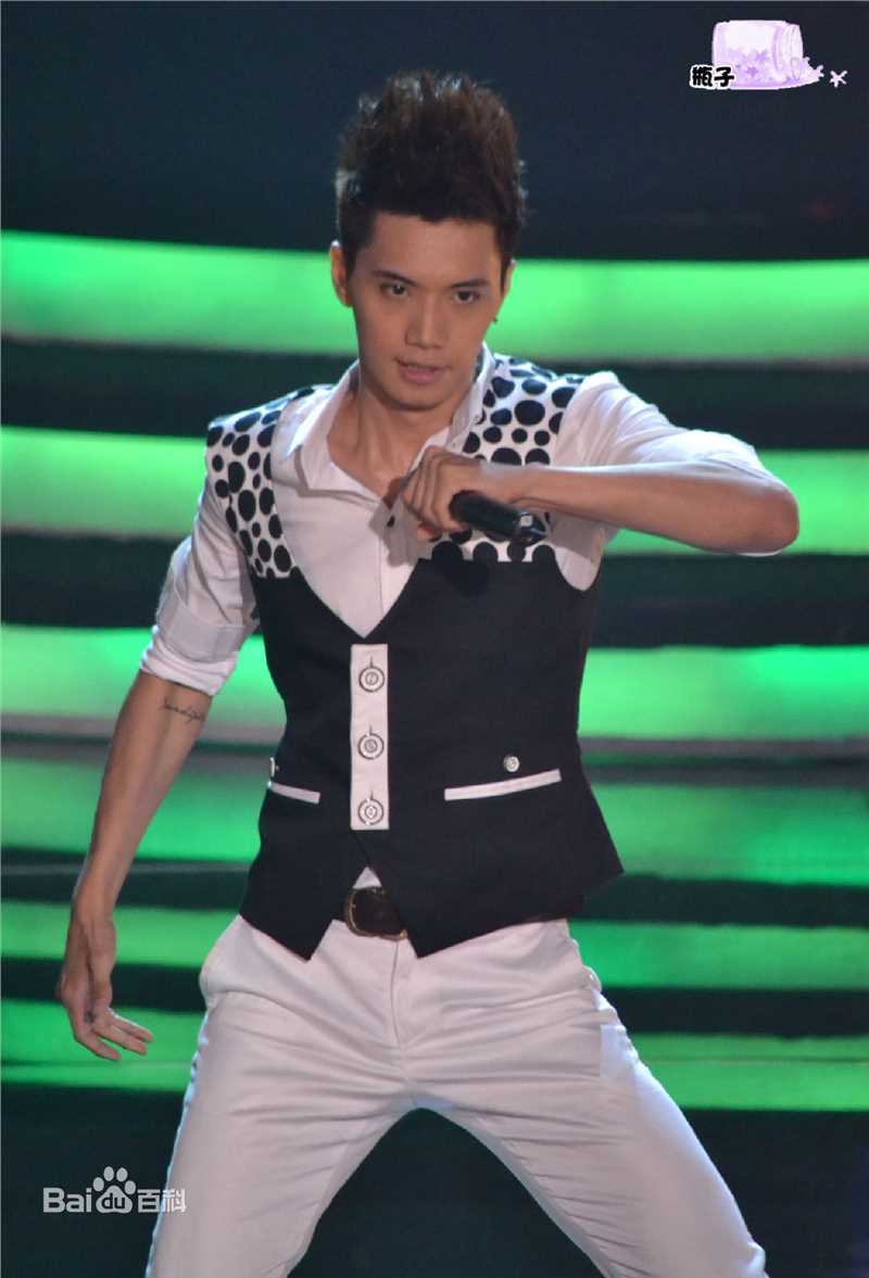 金恩圣(英文：Tanas 韩文：)2011_柒月活动图册