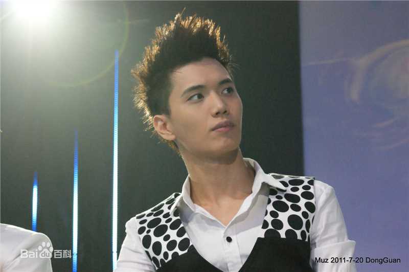 金恩圣(英文：Tanas 韩文：)2011_柒月活动图册