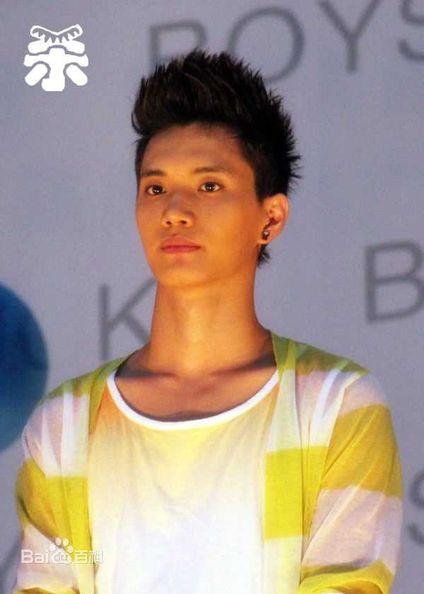 金恩圣(英文：Tanas 韩文：)2011_陆月活动性感图片图集