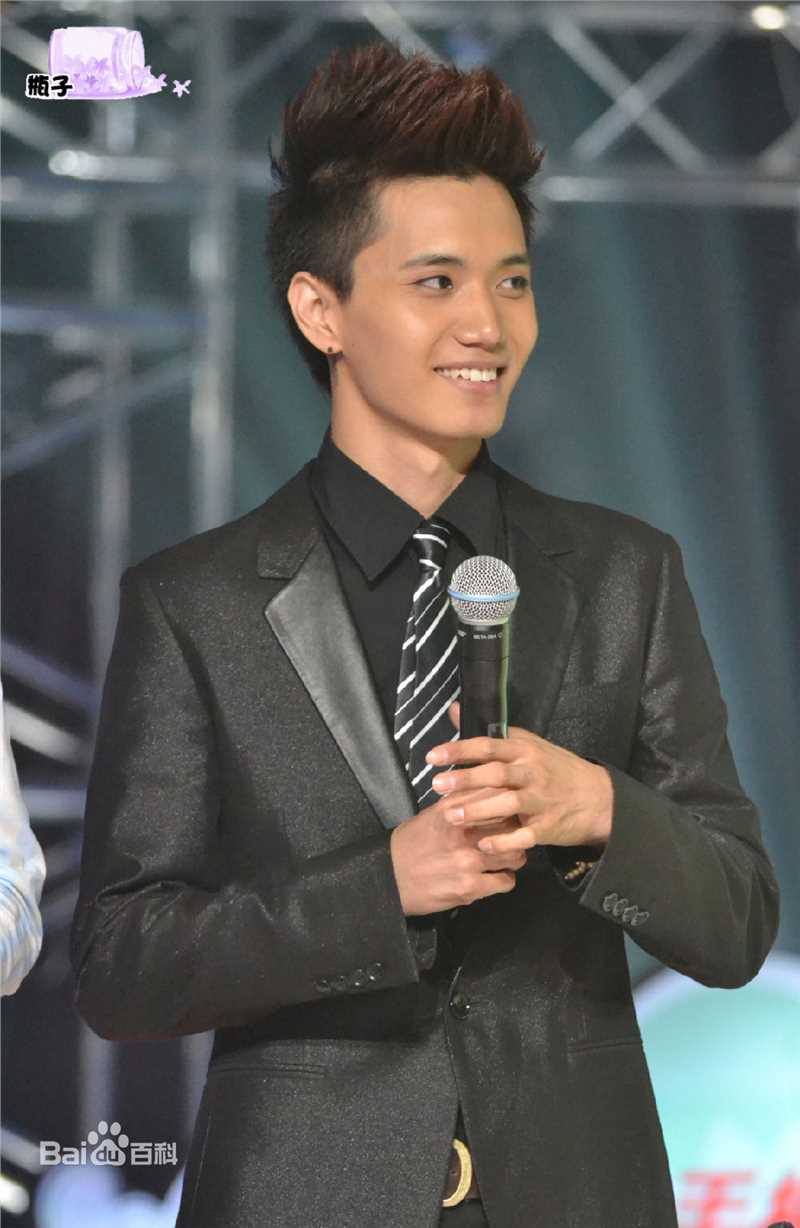 金恩圣(英文：Tanas 韩文：)2011_伍月活动前后照片